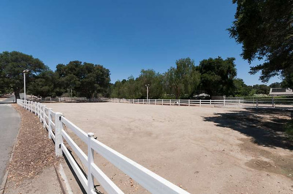 10071 corral 13