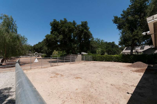 10071 corral 2