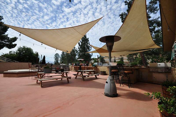 9989 patio 1
