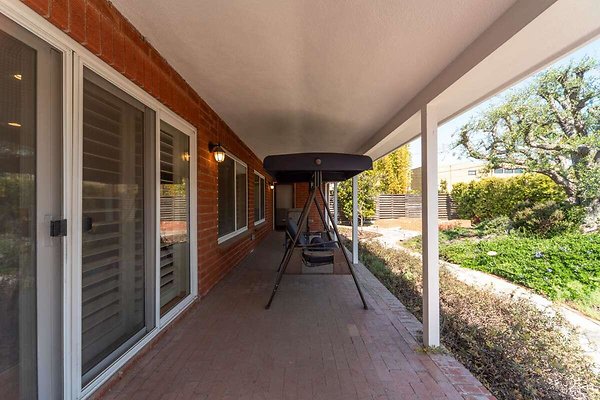 14025 patio 5