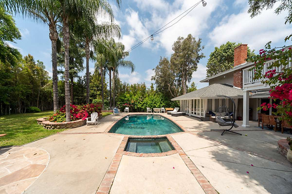 9562 pool 1