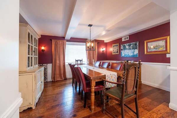 9562 dining 1