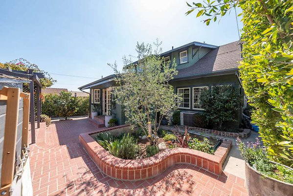 11779 garden 2