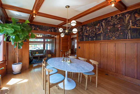 11779 dining 4