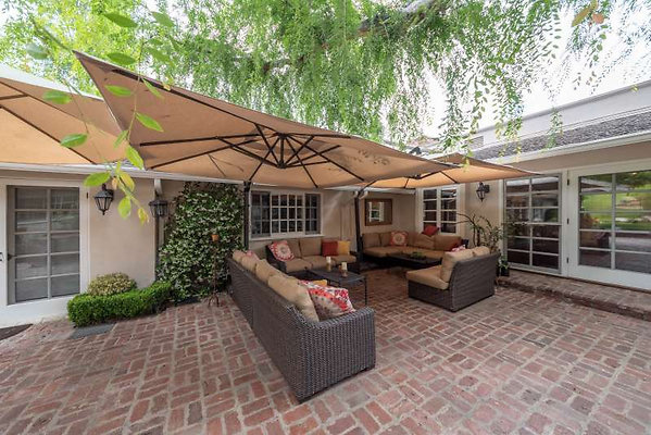 11599 patio 5