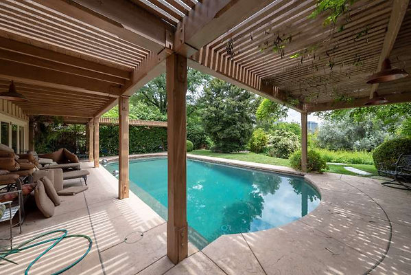 11599 pool 4