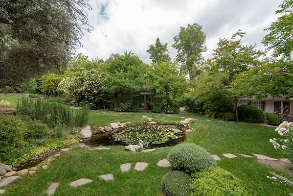 11599 garden 3