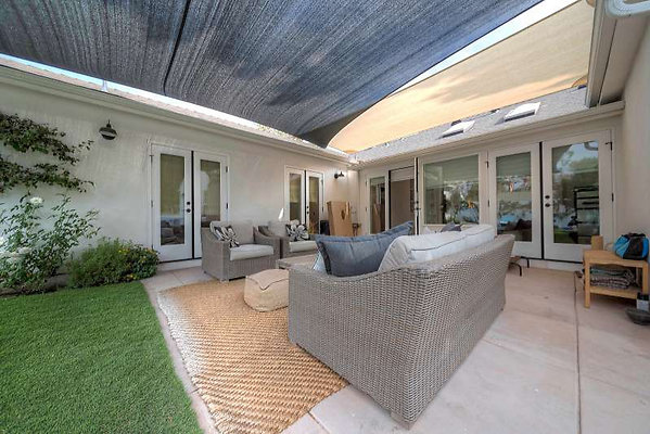 10855 patio 1