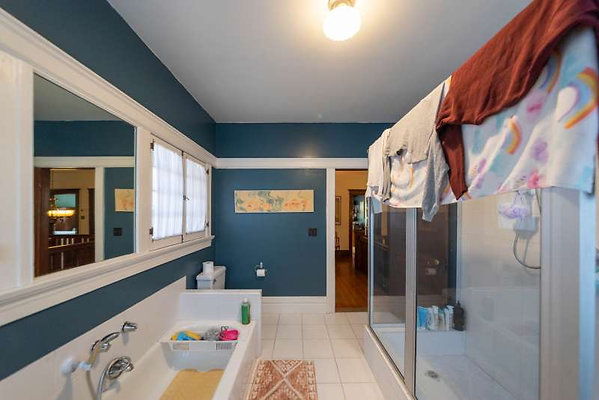 12433 bath 2