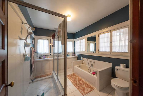 12433 bath 1