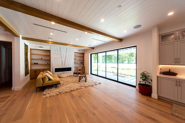12792 living 5