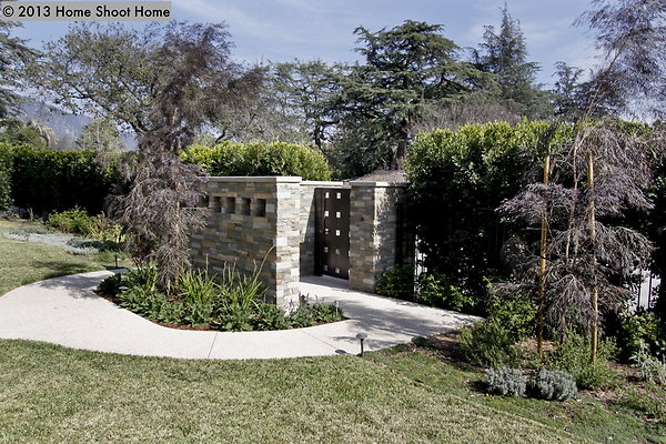 81entrance-from-street