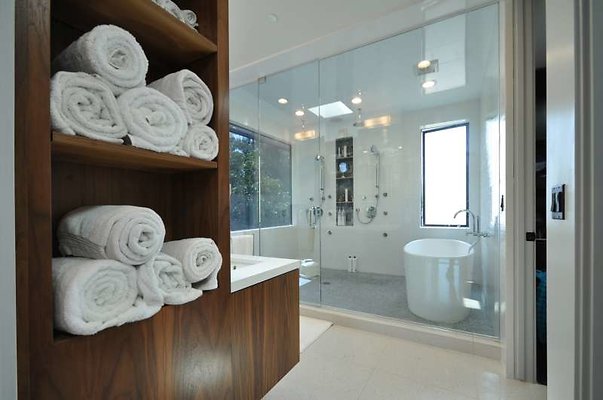 9136 bath2