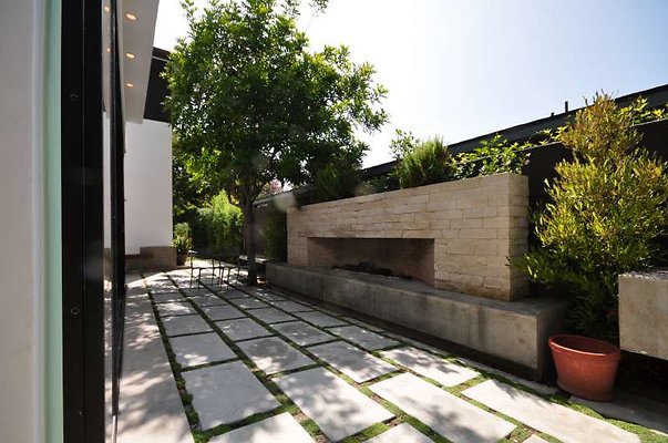 9136 patio2
