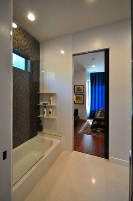 9136 bath8