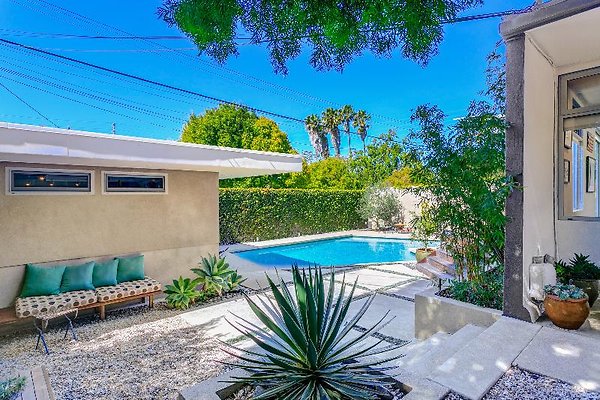 3161 patio6