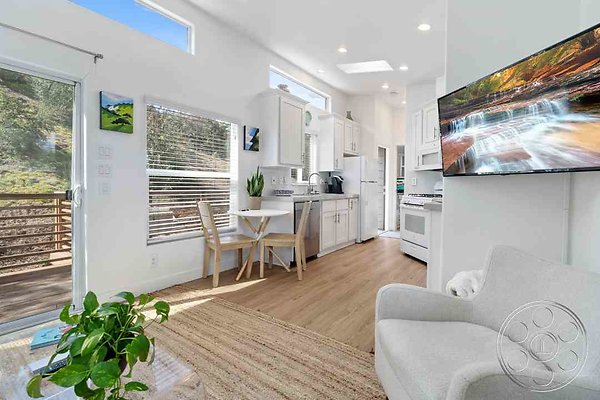 modern-farmhouse-5-70