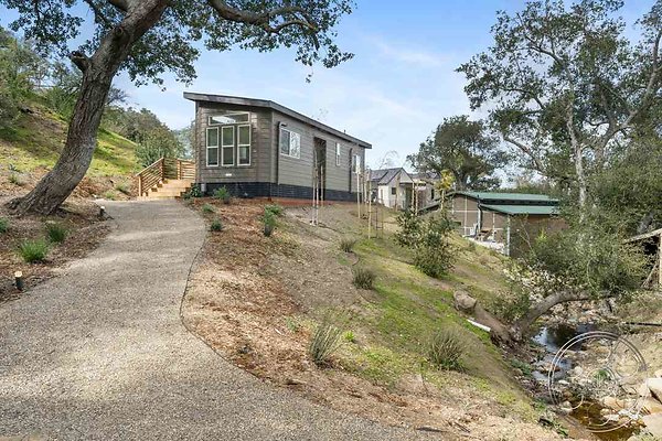 modern-farmhouse-5-75
