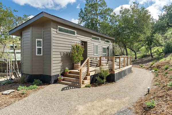 modern-farmhouse-5-65