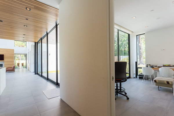 005 Modern-070 resize
