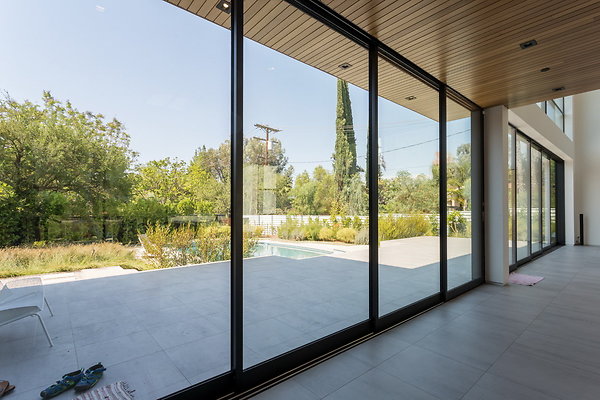 005 Modern-113 resize