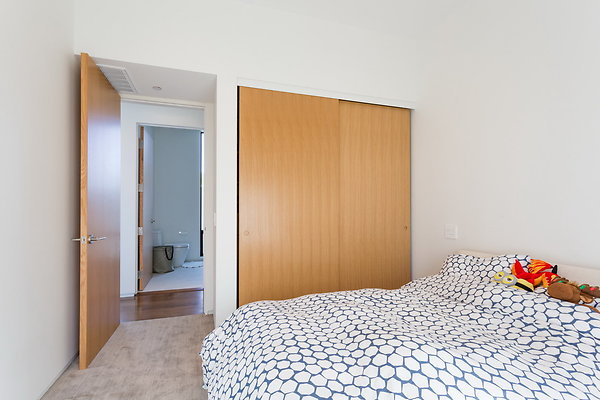 005 Modern-111 resize