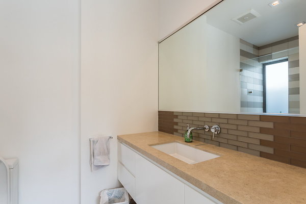 005 Modern-077 resize