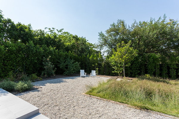 005 Modern-118 resize