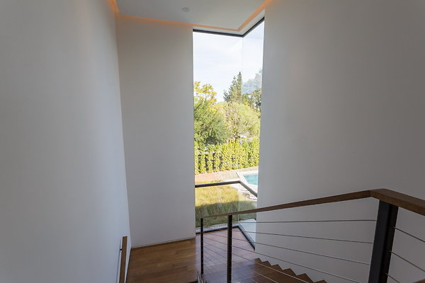 005 Modern-085 resize