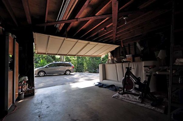 4461 garage2