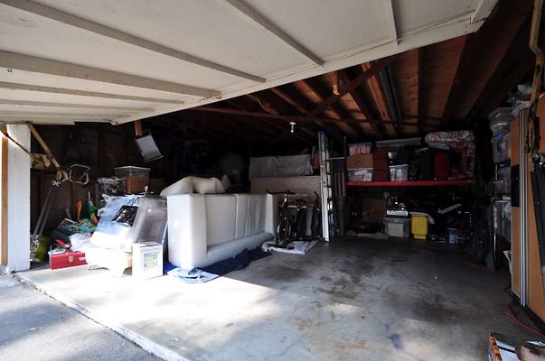 4461 garage