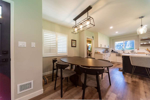 12749 dining 2