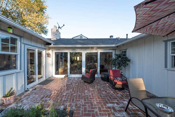 11347 patio 6