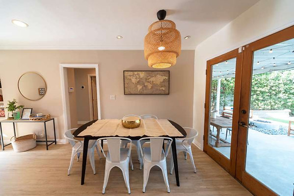 12532 dining 1