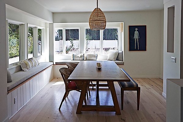 12162 dining