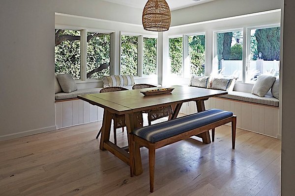 12162 dining3