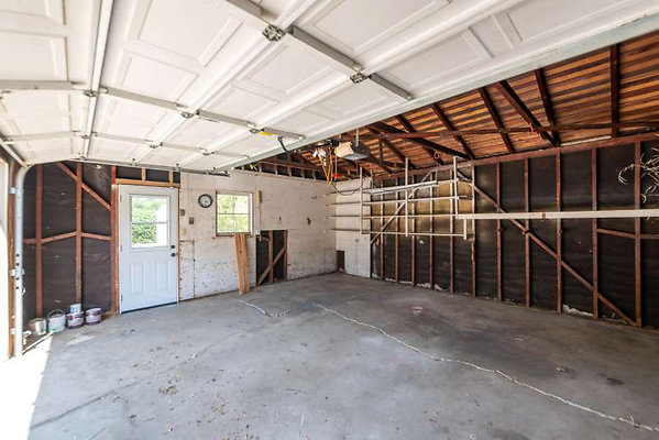 12323 garage 3