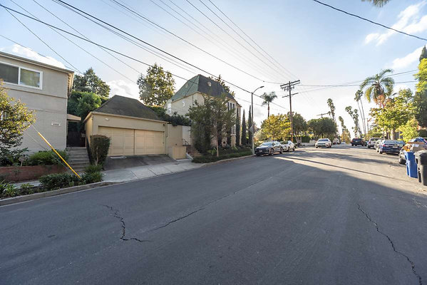 13554 garage 4
