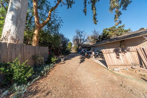 13950 drive 2