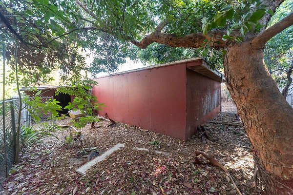 13950 garage 9