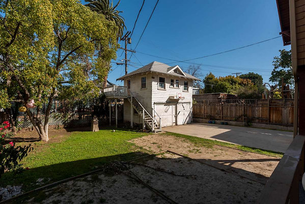13241 garage 3