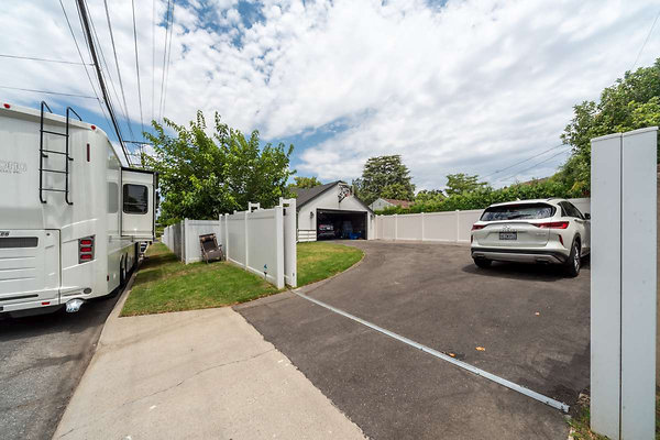 13683 drive 2