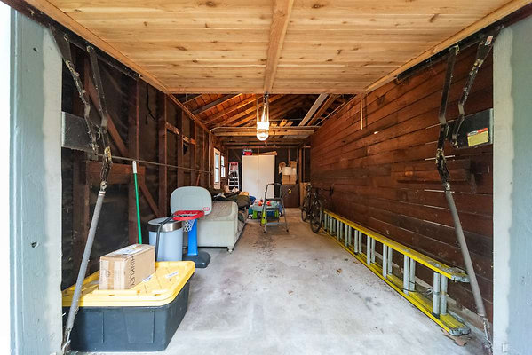 13378 garage 4