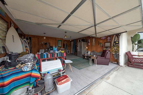 11199 garage 5
