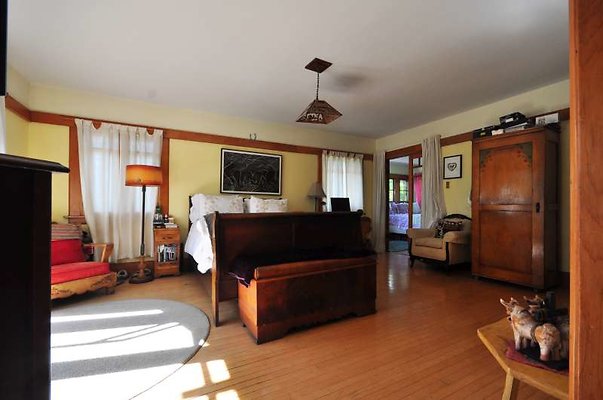 3745 bed3