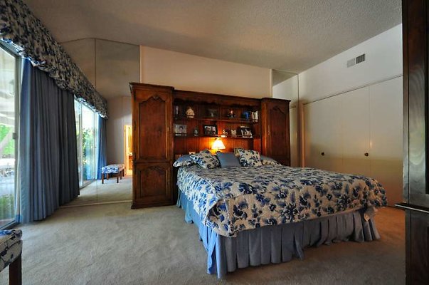 8833 bed3