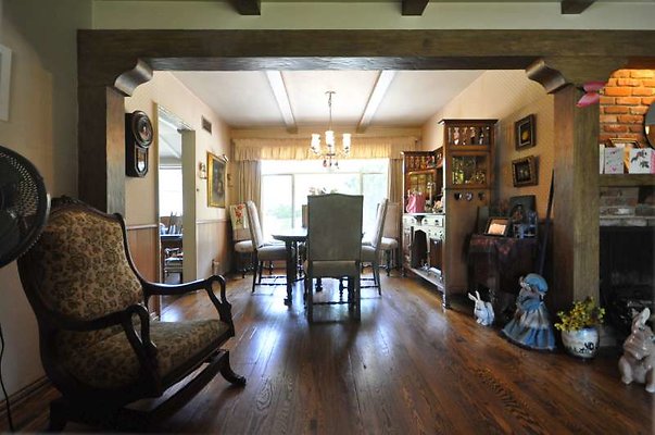 2293 dining