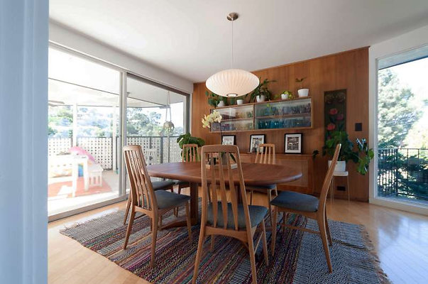 10696 dining 4