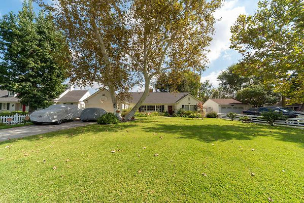Gail Vanderhoorst - 6536 Langdon Ave VanNuys