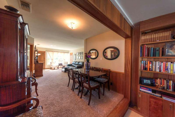 10913 dining 2